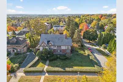 724 4th Street SW, Rochester, MN 55902 - Photo 1