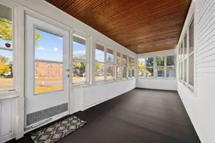 1048 Marshall Ave, Saint Paul, MN 55104 - Photo 3