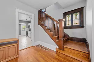 1048 Marshall Ave, Saint Paul, MN 55104 - Photo 5