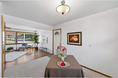 1377 Clarence Street, Saint Paul, MN 55106 - Photo 9