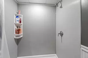 300 7th St SW, Plainview, MN 55964 - Photo 31