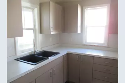 2067 Nokomis Avenue, Saint Paul, MN 55119 - Photo 3