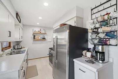 422 Mill Street E, Cannon Falls, MN 55009 - Photo 19