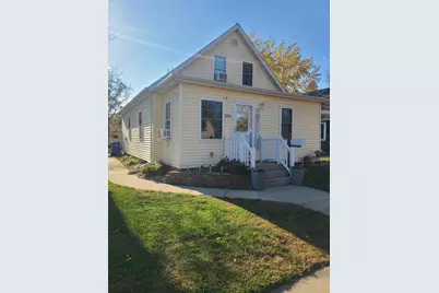 206 8th Street W, Canby, MN 56220 - Photo 1