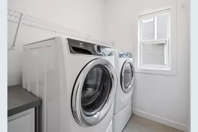 5053 Girard Avenue N, Minneapolis, MN 55430 - Photo 17