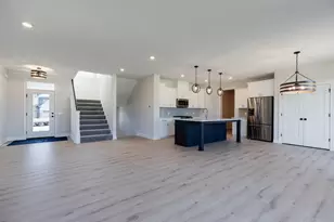 10226 Arrowwood Path, Woodbury, MN 55129 - Photo 15