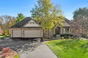 19475 Foxfield Dr, Credit River Township, MN 55372 - Photo 1