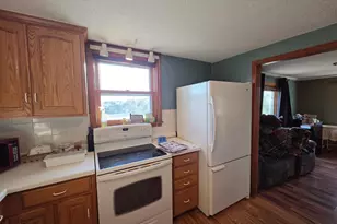 1550 Minnesota Ave, Benson, MN 56215 - Photo 11