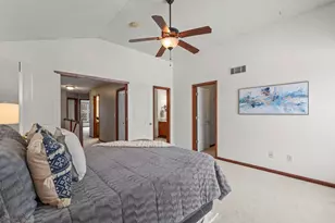 551 Stonewood Ln, Burnsville, MN 55306 - Photo 27