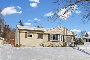 1040 3rd St NW, New Brighton, MN 55112 - Photo 5