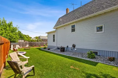 306 Center Avenue E, Dilworth, MN 56529 - Photo 27