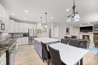 4515 Yellowstone Lane N, Plymouth, MN 55446 - Photo 1