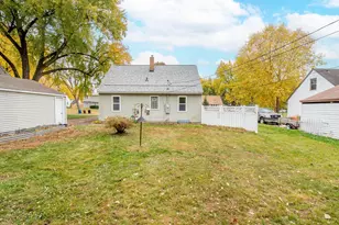 171 Downs Ave, Maplewood, MN 55117 - Photo 19