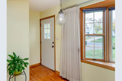 171 Downs Avenue, Maplewood, MN 55117 - Photo 5