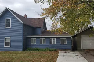 221 Bridge St, Le Sueur, MN 56058 - Photo 1