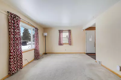 2231 Maryland Avenue E, Saint Paul, MN 55119 - Photo 9