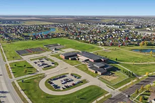 4704 Woodhaven St S, Fargo, ND 58104 - Photo 45