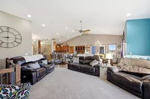 4704 Woodhaven St S, Fargo, ND 58104 - Photo 13