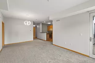 820 Emerald St, Saint Paul, MN 55114 - Photo 13