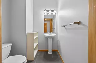 820 Emerald St, Saint Paul, MN 55114 - Photo 19