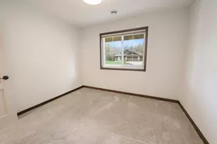 2323 40th Ave S, Saint Cloud, MN 56301 - Photo 7