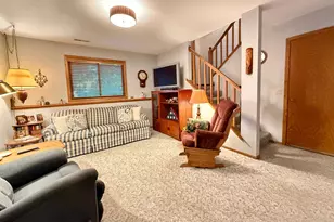 7062 W 113th St, Bloomington, MN 55438 - Photo 23