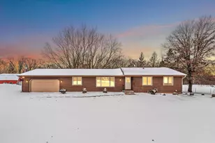 18136 Yorkshire Ave, Prior Lake, MN 55372 - Photo 1