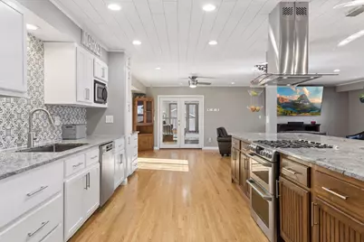 4415 Victoria Street N, Shoreview, MN 55126 - Photo 11