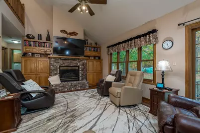 3136 River Meadows Drive, Decoria Twp, MN 56001 - Photo 7