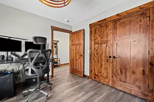 2866 Coventry Cir, River Falls, WI 54022 - Photo 7