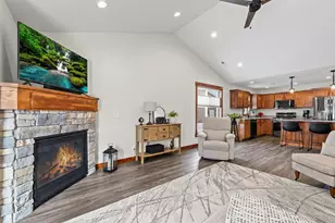 2866 Coventry Cir, River Falls, WI 54022 - Photo 19