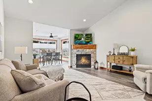 2866 Coventry Cir, River Falls, WI 54022 - Photo 17