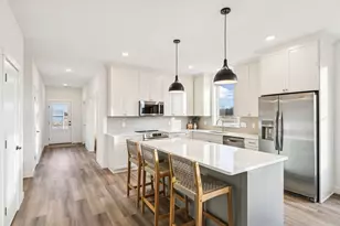 987 Turner Ln, New Richmond, WI 54017 - Photo 9