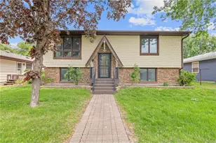 4418 Chowen Ave N, Robbinsdale, MN 55422 - Photo 1