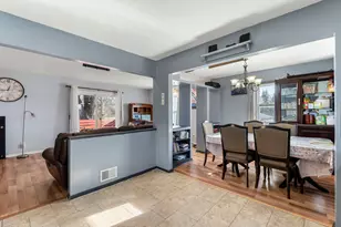 2130 Douglas Dr N, Golden Valley, MN 55422 - Photo 19