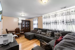 2130 Douglas Dr N, Golden Valley, MN 55422 - Photo 9