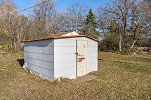 2130 Douglas Dr N, Golden Valley, MN 55422 - Photo 47