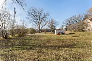 2130 Douglas Dr N, Golden Valley, MN 55422 - Photo 49