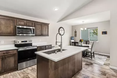 800 Harvest Circle SW, Lonsdale, MN 55046 - Photo 3