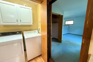 1318 W Chestnut Ave, Olivia, MN 56277 - Photo 21