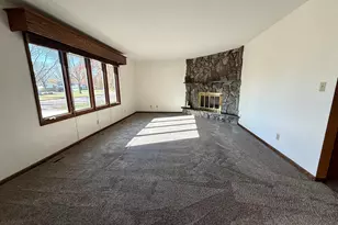 1318 W Chestnut Ave, Olivia, MN 56277 - Photo 7