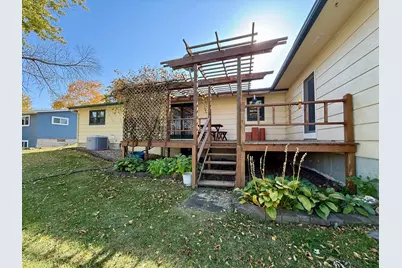 1318 W Chestnut Avenue, Olivia, MN 56277 - Photo 73