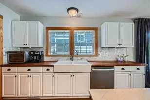 8 Queen Ave S, Minneapolis, MN 55405 - Photo 13