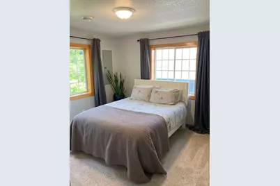 8 Queen Avenue S, Minneapolis, MN 55405 - Photo 19