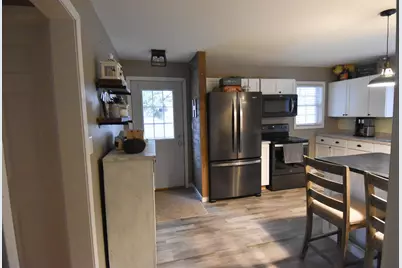 1009 Knight Avenue N, Thief River Falls, MN 56701 - Photo 15