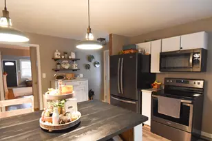 1009 Knight Ave N, Thief River Falls, MN 56701 - Photo 11