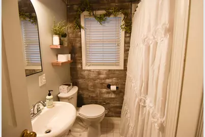 1009 Knight Avenue N, Thief River Falls, MN 56701 - Photo 29