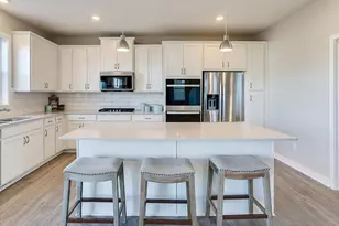 23771 Ashbury Dr, Rogers, MN 55374 - Photo 3