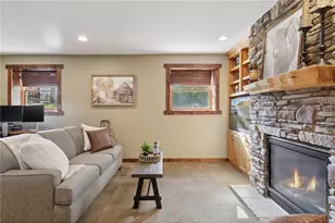 2404 Helena Ave N, Oakdale, MN 55128 - Photo 27