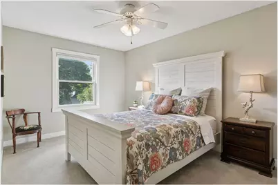 2404 Helena Avenue N, Oakdale, MN 55128 - Photo 21